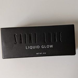 NWT Saint Luxe Liquid Glow in Pink